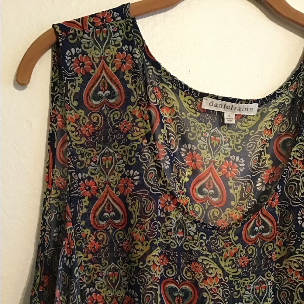 Women’s sheer tunic printed tank